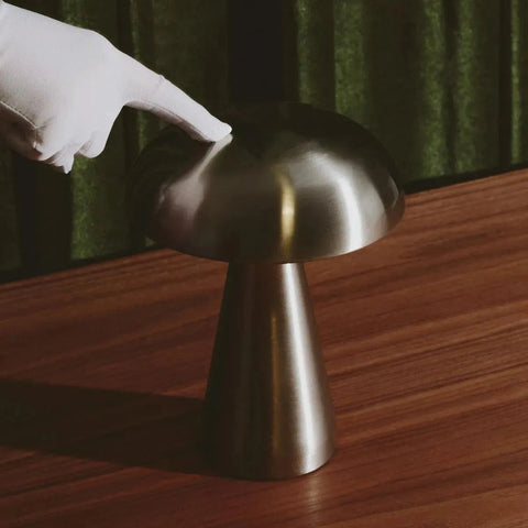 Portable Metal Touch Lamp | Aluminium | US-Dennis Did It