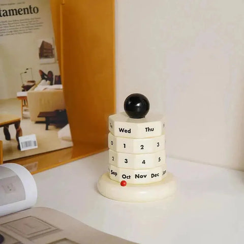 Tactile Calendar | US-Dennis Did It