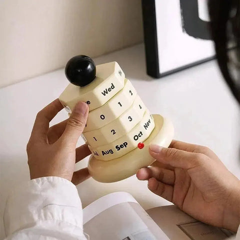 Tactile Calendar | US-Dennis Did It