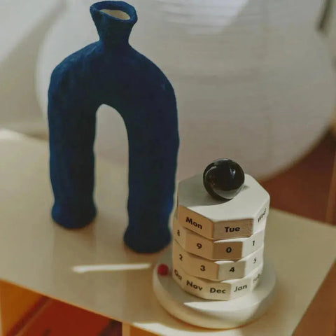 Tactile Calendar | US-Dennis Did It