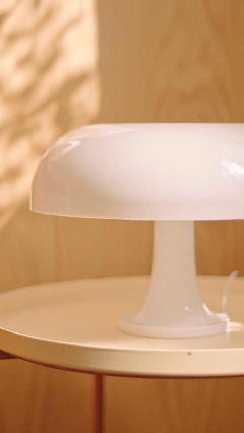 Puffball Lamp | Snow White